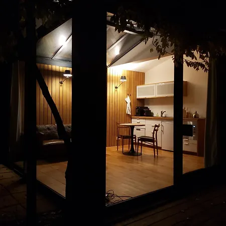 Le Mazet Des Amants, En Bois Avec Jacuzzi Privatif Avignon