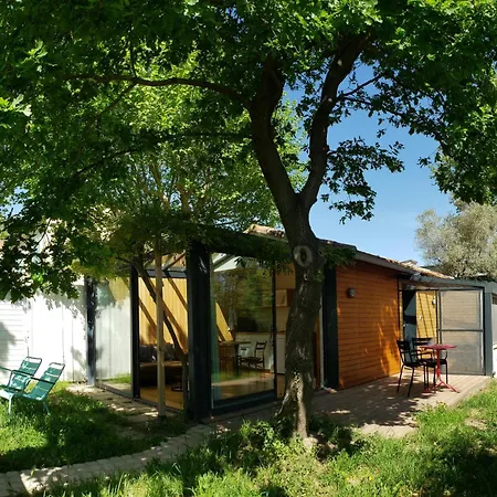 Villa Le Mazet Des Amants, En Bois Avec Jacuzzi Privatif